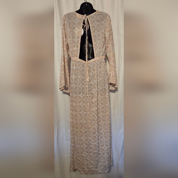 Boho Cream Tan And Pink  Geometric Long Sleeve Lightweight Dress Bell Sleeves - Picture 6 of 8